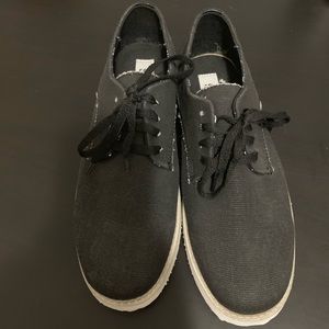Men’s Shoes